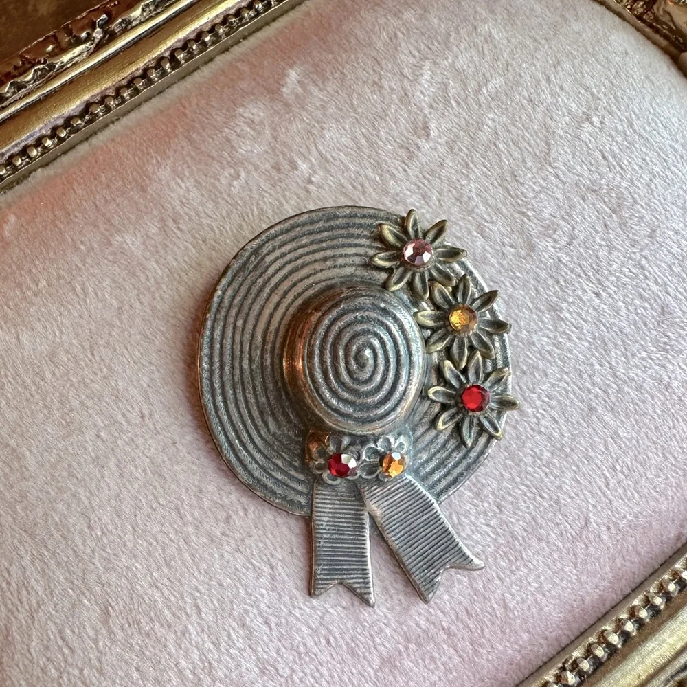 Vintage Gardeners Hat Flower Garden Brooch Pin Red, Yellow & Pink Rhinestones - Picture 10 of 10